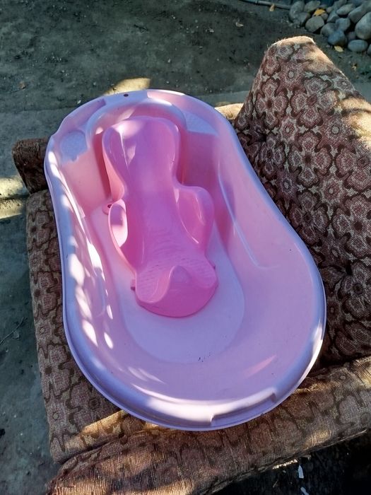 Продам детскую ванночку для купания