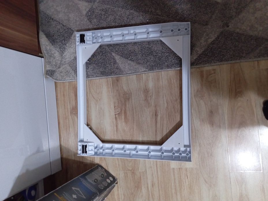 suport cu roți mașina de spălat rufe