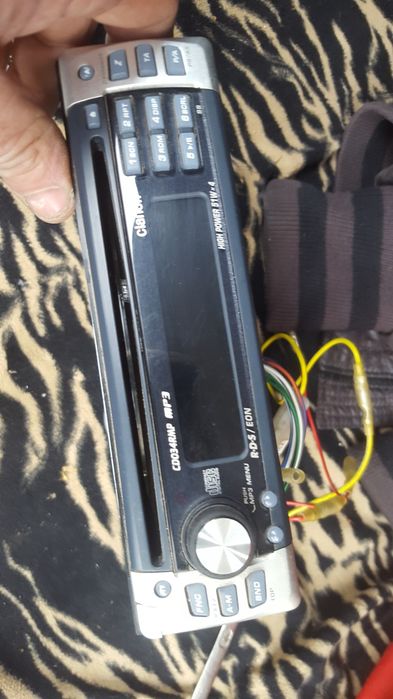 CD-Player masinā Mp 3 Pioner si. Cllarion