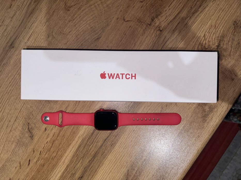 Apple watch series 8 product RED