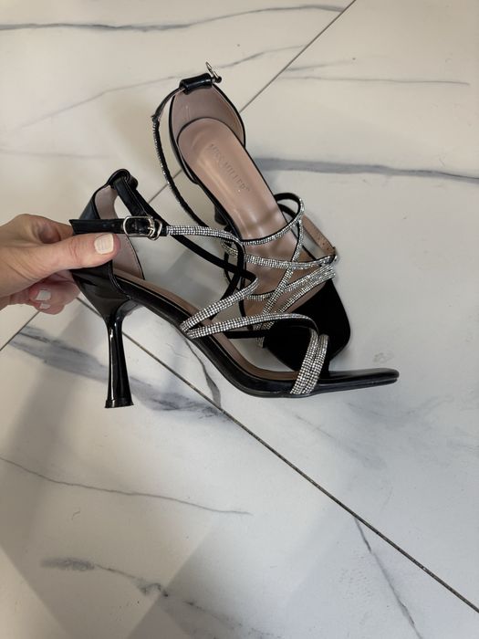 Босоножки 37 размера