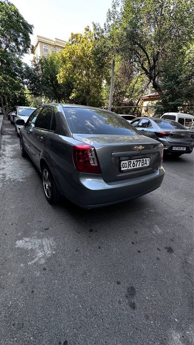 Срочна Lacetti 1.6 2013йил