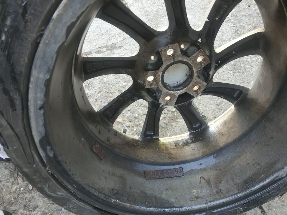 Vând jante aluminiu 235/40 ZR18