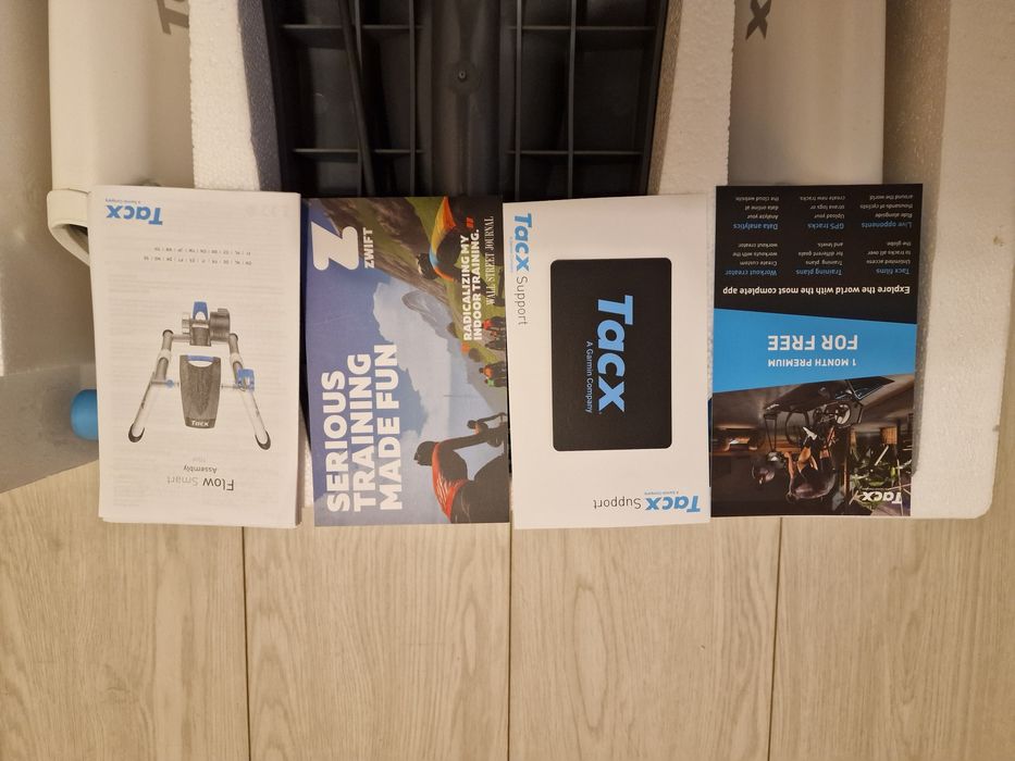 Home trainer Tacx Flow Smart T2240