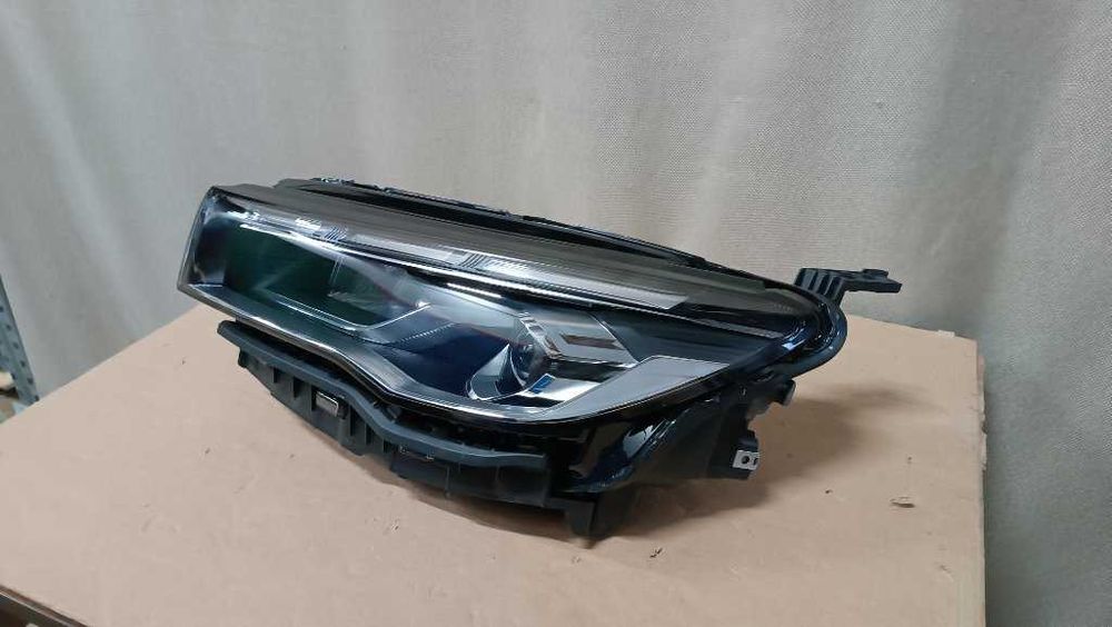 Фара галоген левая Geely  Emgrand с 2021 г