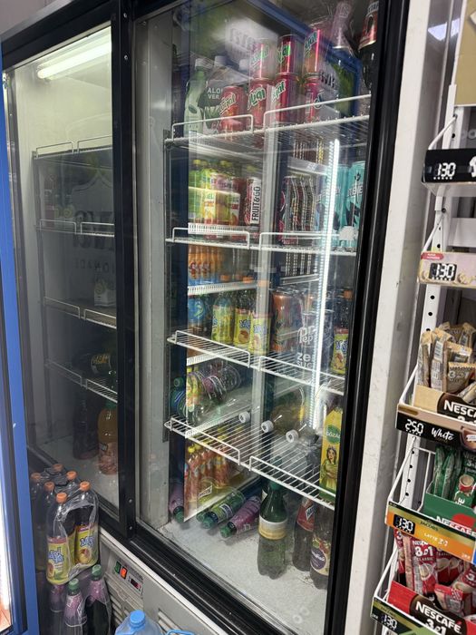 Холодильник для напитка