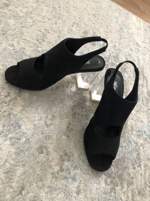 Босоножки р.38