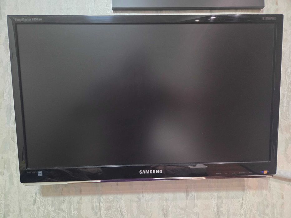 Монитор 24" Samsung 2494HM