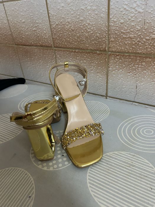 Sandale elegante
