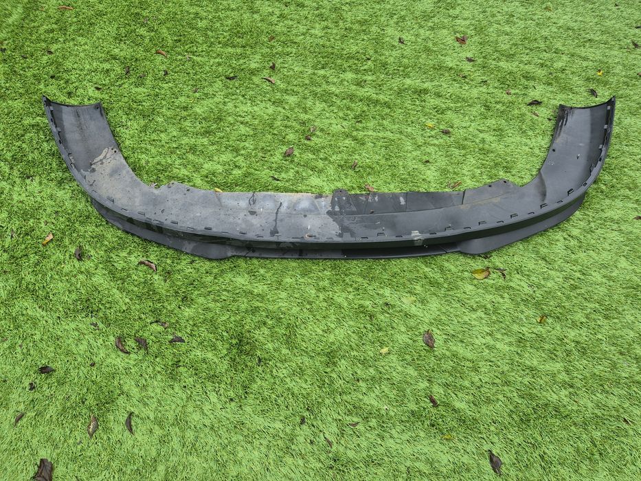 Преден спойлер за пасат б6 / passat b6  с допълнотелен лип