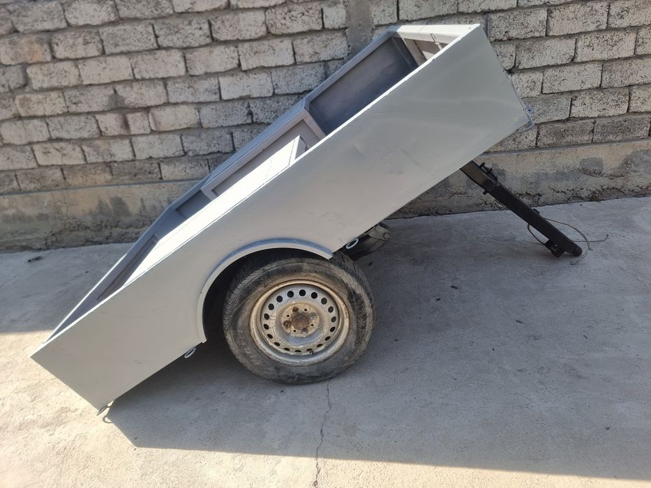 Легковой прицеп самосвал