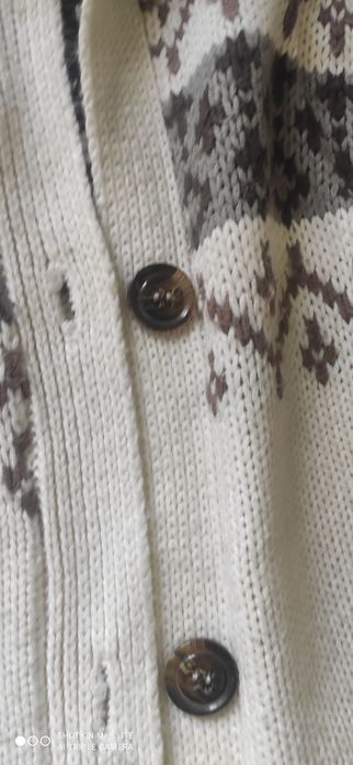 Продам шерстяную кофту(кардиган, с поясом,