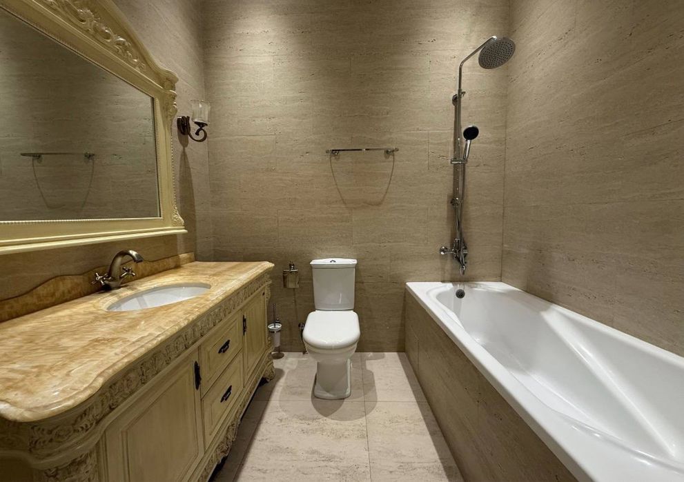 Яккасарайский район, Продажа дома в Римском стиле