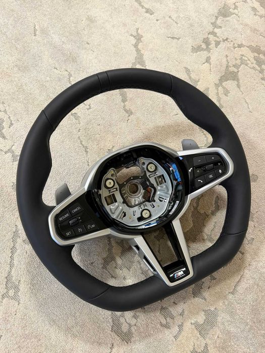 Volan BMW M Tesit G20/G22/G30/G05/G06/G01/G02 ORIGINAL M NOU