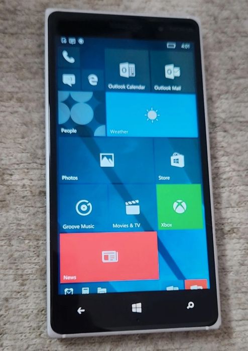 Telefon Nokia Lumia 830