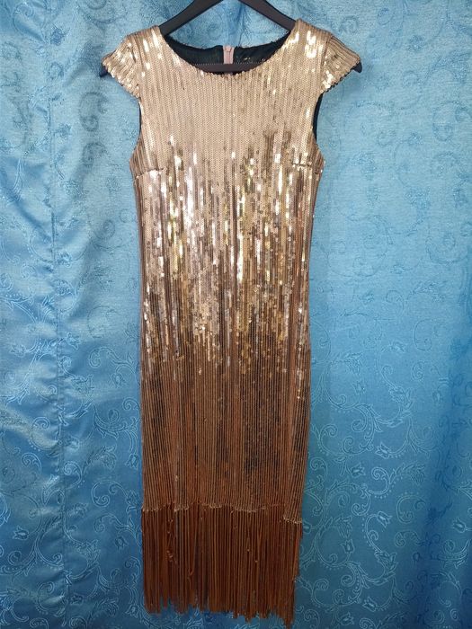 Красивые платья на праздники!!!