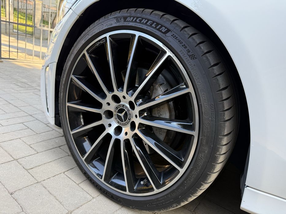 Mercedes-Benz C220d 4Matic 9G 2019.12