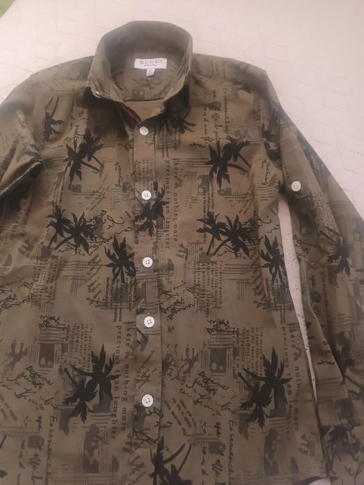 Продавам детска риза