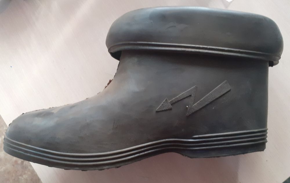 Диэлектрический Боты