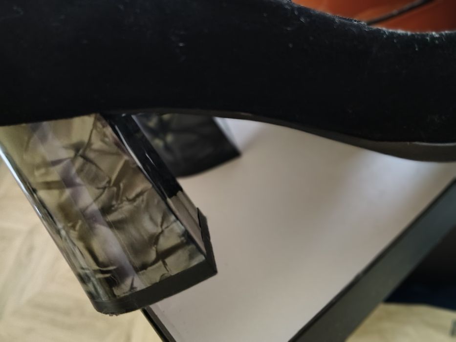 Дамски обувки от естествен велур