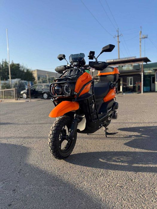 Skuter TANK 150CC — LED chiroq, 150cc
