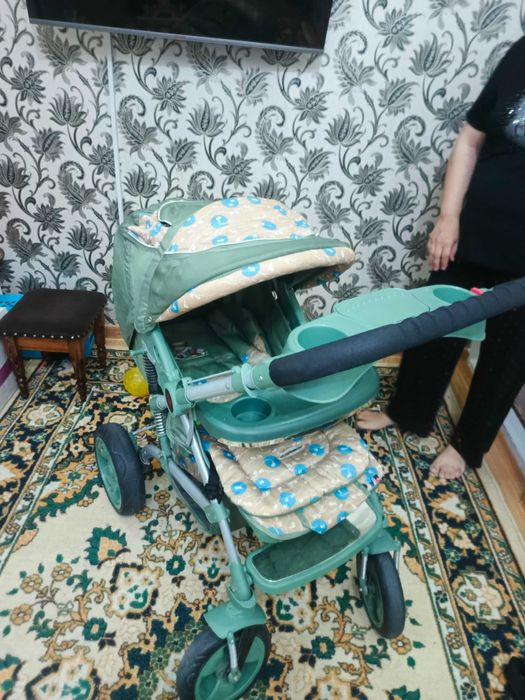 Коляска детская в отличном состоянии