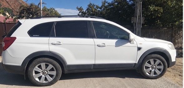 Vând chevrolet captiva 2008
