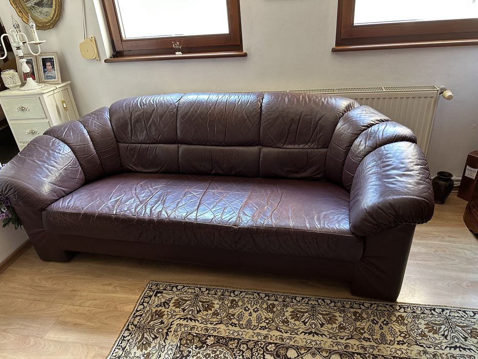 Продавам естествена кожа честърфийлд