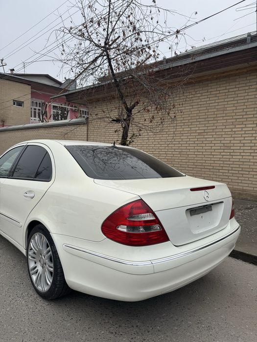 Mercedes-benz e240 w211