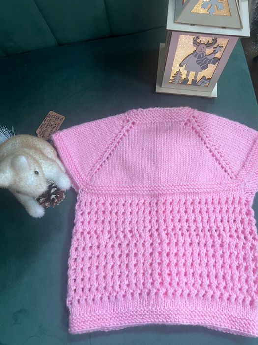 Vesta tricotata fetite