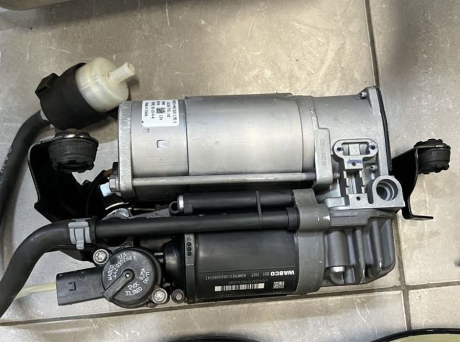 Airmatic Компресор за Мерцедес WABCO
