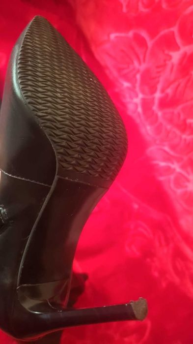 Cizme peste genunchi