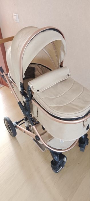 Коляска в хорошем состоянии