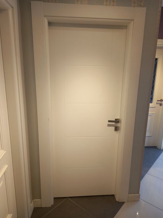 Интериорни врати