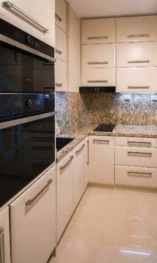 Двустаен апартамент под наем в Центъра