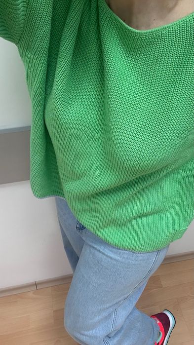 Супер готина блуза в пастелно зелен цвят Comma