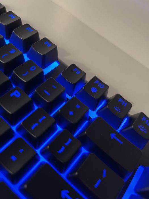 Гейминг клавиатура SteelSeries - Apex 3 TKL, RGB, US, черна