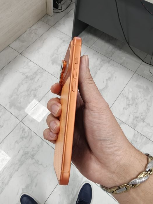 iPhone 17 promax orange