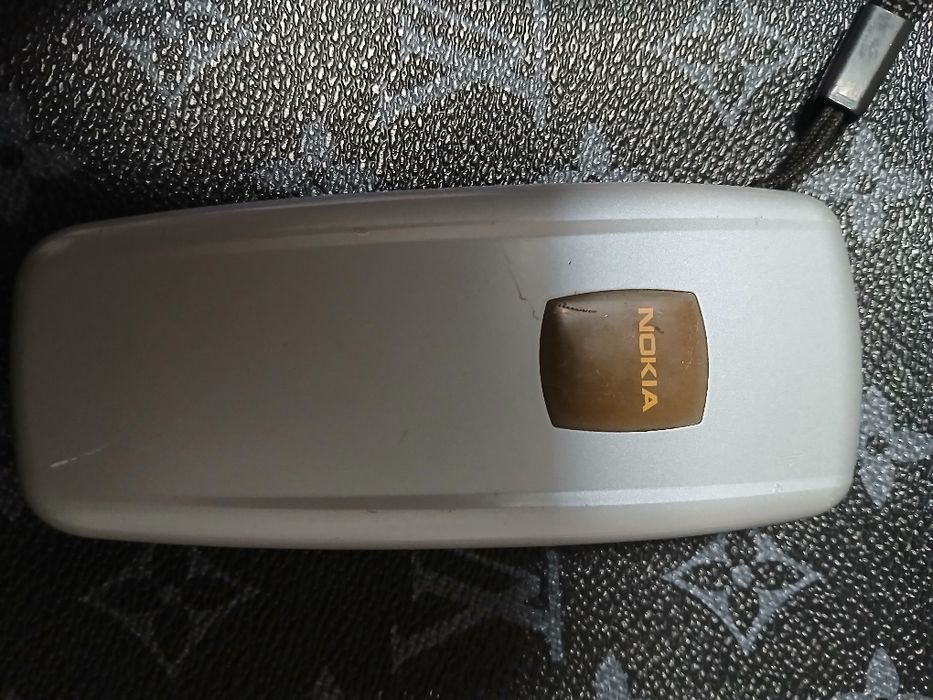 Assalom alekum telefon sotiladi Original Nokia 2600