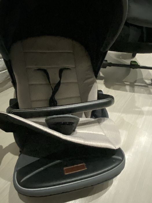 Детская коляска