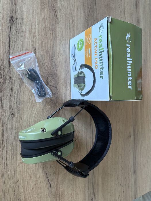 Casti vanatoare de protectie/ amplificare