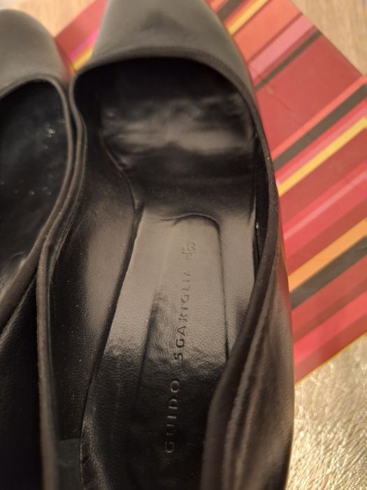 Продам туфли производство Италия