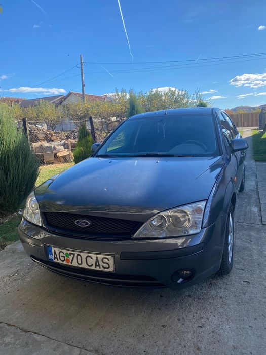 Ford mondeo MK3.