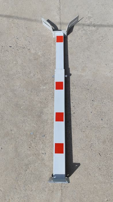 Стойка для шлагбаума