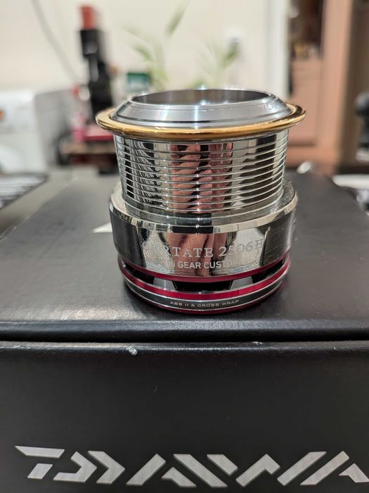 Daiwa Certate 2508 RH