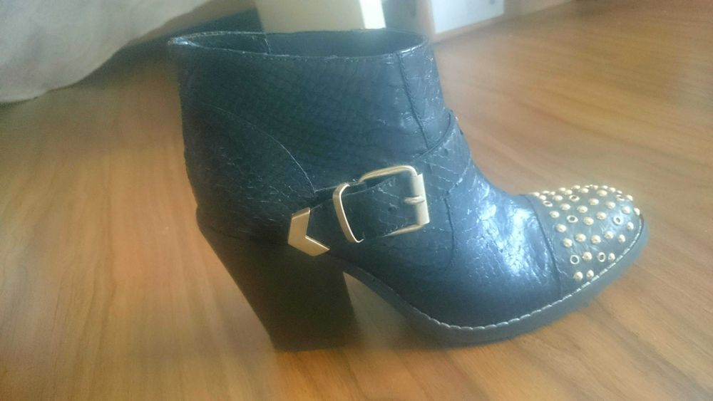 Ghete botine cowboy 37 piele reptila crocodil negre zara stil