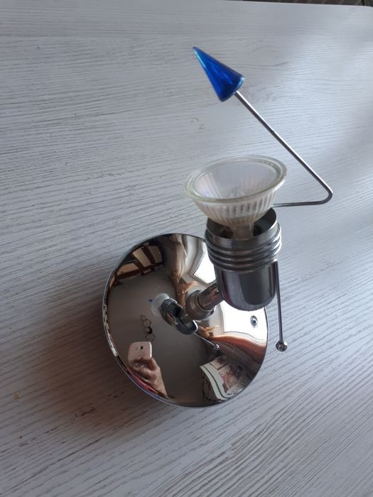 Продам светильник -бра.