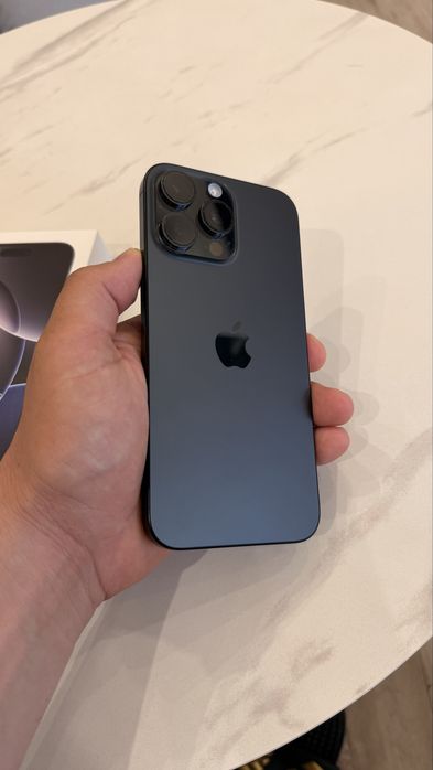 Apple IPhone 16 Pro Max Гаранционен