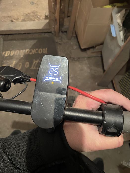 Продам электросамокат