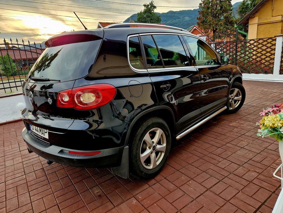 Vând Volkswagen Tiguan  an 2011